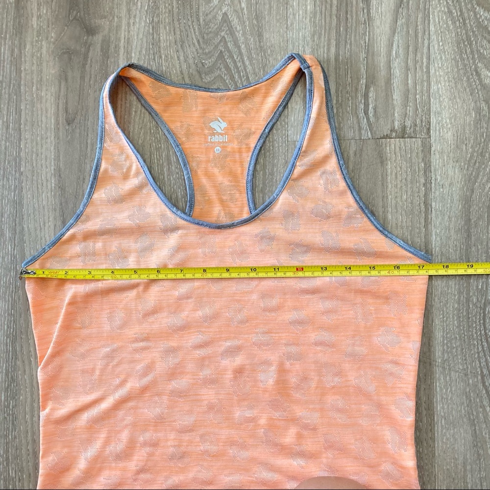 Rabbit Women's Bunny Hop Runners Tank Top. Large - Picture 9 of 10